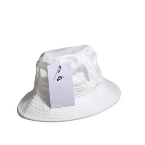 Sold}Nike Sportswear
Bucket Hat
